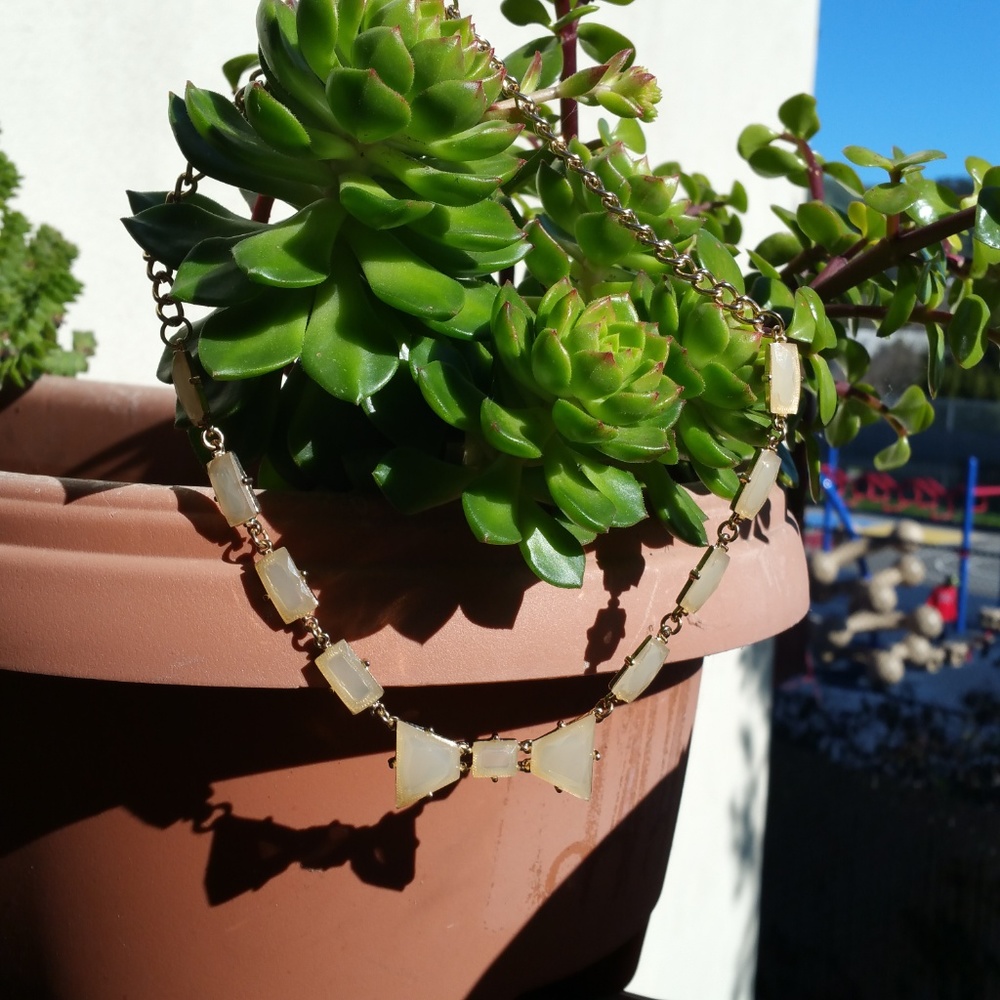 Necklace Bow💼  with peach stones - Picture 2 of 6